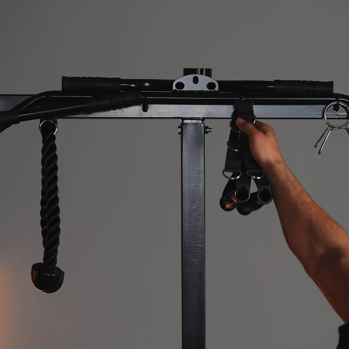 HR05 Plate-Loaded Half Rack Functional Trainer